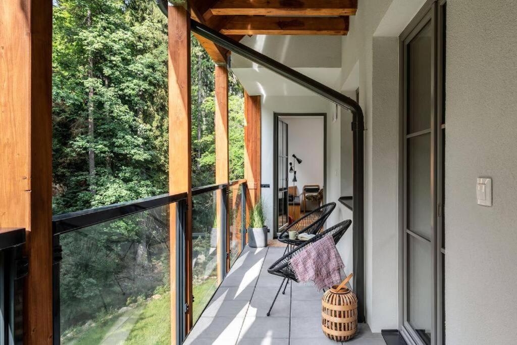 Luxury 2 Bedroom Mountain Escape Harrachov